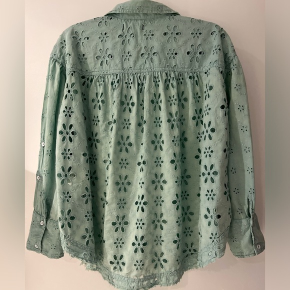 We The Free Light Green Eyelet Button Down Shirt Size XS-S/TP - Picture 5 of 12
